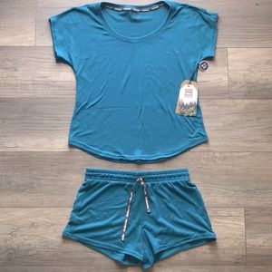 Avalanche blue-ish lounge set, size M.